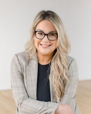 Photo of Amanda Burton, Registered Social Worker, MSW, RSW