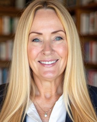 Photo of Christianne Boyle, Licensed Professional Counselor, MA CMHC, LPC, NCC, C-DBT, CCTP