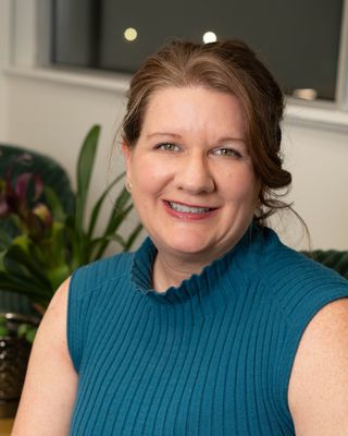 Photo of Jennifer Straub, Clinical Social Work/Therapist, BA Psy, BSW, MSW, RCSW