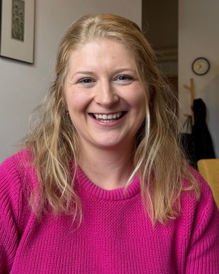 Photo of Erika Lundgren, Clinical Social Work/Therapist, LICSW