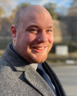 Photo of Steven Hill