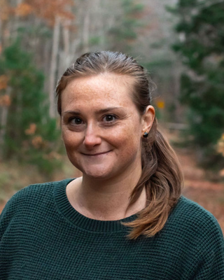 Photo of Amanda Williams, Registered Counselling Therapist-Candidate, MA, RCT-C, BEd