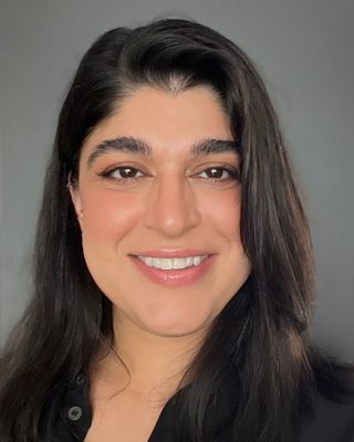 Photo of Dr. Gila Foomani, Psychologist, PsyD, CPsych