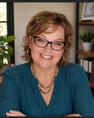 Photo of Tracie Smith, Clinical Social Work/Therapist, LCSW-S