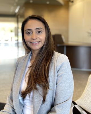 Photo of Nina Ali, Psychiatric Nurse Practitioner, PMHNP, FNP