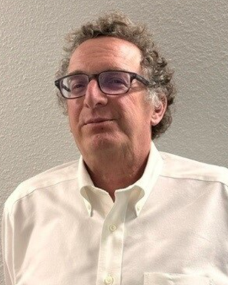 Photo of Stephen Signer, Psychiatrist in San Diego, CA