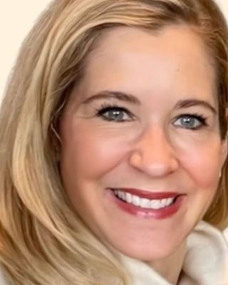 Photo of Dr. Liza Partlow Lohse, Psychiatrist, MD