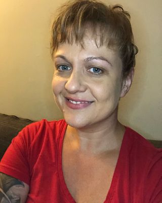 Photo of Jana Kosec, Registered Psychotherapist (Qualifying), MA, CCTS-I, Hon BA