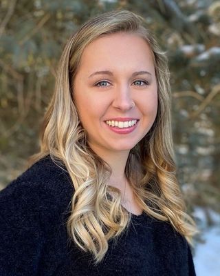 Photo of Baylee Signs, Clinical Social Work/Therapist in Clinton Township, MI