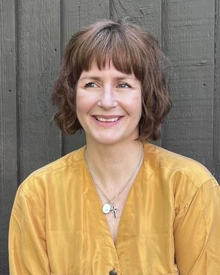 Photo of Bronwyn Silva, Psychotherapist, PNCPS Acc.
