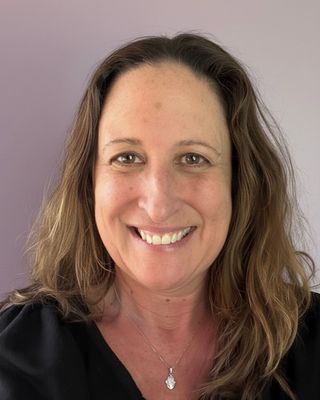 Photo of Jenine Vindice, Clinical Social Work/Therapist, LICSW