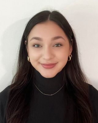 Photo of Dr. Lauren Power, Marriage & Family Therapist, LMFT