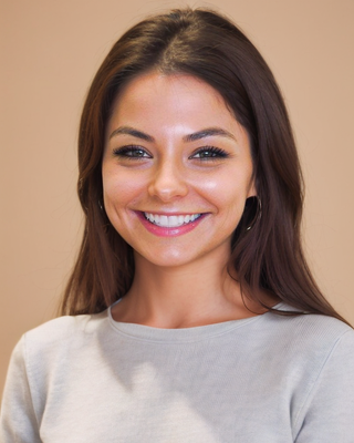 Photo of Daneille Rivera, LCSW, Counselor