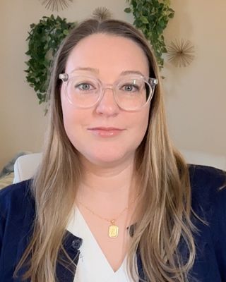 Photo of Robyn Beale, Counselor, LPC, CCTP