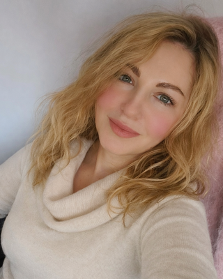 Photo of Natalie Cope Clinical Psychotherapist, Psychotherapist, MSc, MBACP