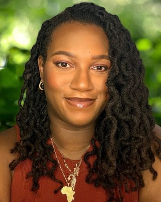 Photo of Nia Willis - Nia Willis, Art Therapist, MA, LCPAT, ATR