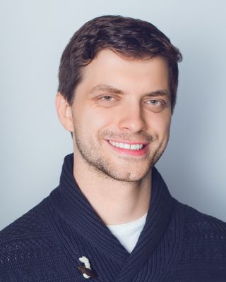 Photo of Adrian Kwiatkowski, MS-MFT