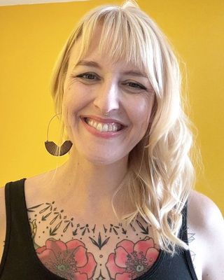 Photo of Melissa Keller, Clinical Social Work/Therapist, LCSW, LICSW, RYT 500, SEP