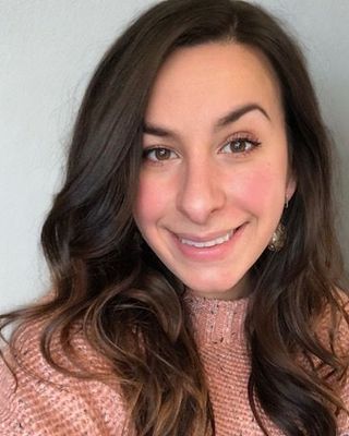 Photo of Rachel Saunders, Licensed Social Worker, MSW