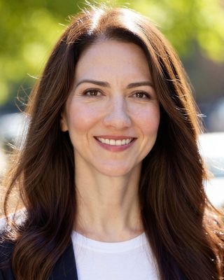 Photo of Christine Fernandez - Christine Fernandez - Peaceful Way Psychology, Psychologist, PhD