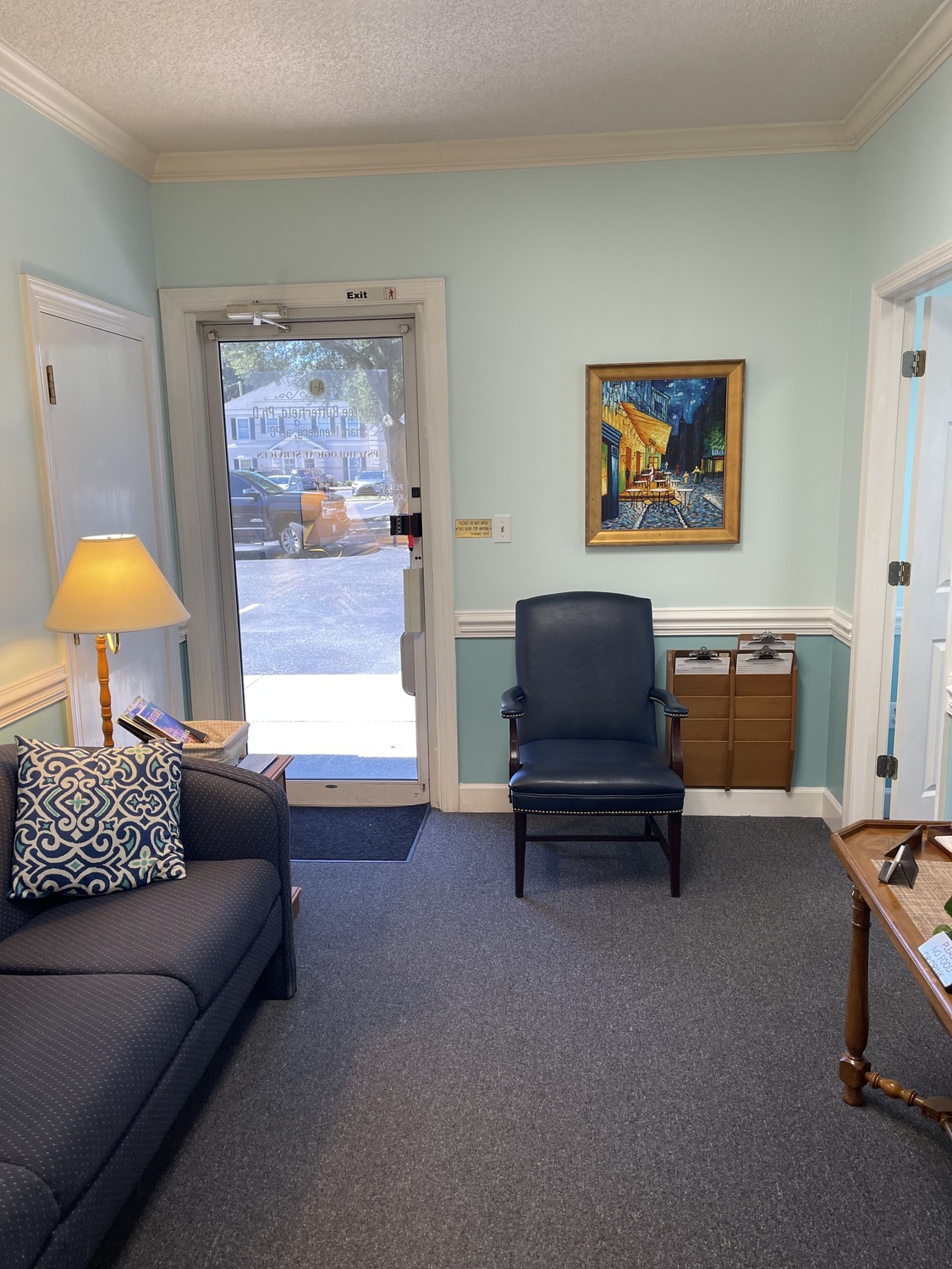Gallery Photo of Entrance/Waiting Room