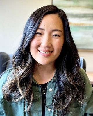 Photo of Esther Cho, Pre-Licensed Professional in 97225, OR
