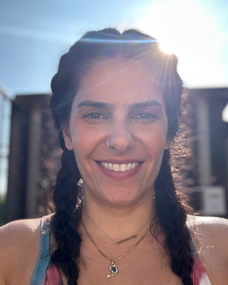 Photo of Vee Ghookasian, Marriage & Family Therapist, LMFT