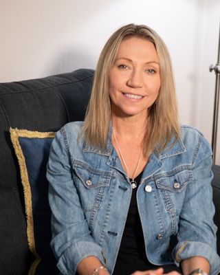 Photo of Holli Mayer Adsit, Clinical Social Work/Therapist, LCSW, LIAC