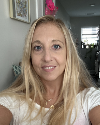 Photo of Magdalene Vásconez, Clinical Social Work/Therapist, LCSW