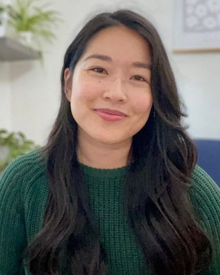 Photo of Joyce Li - Child Psychology Toronto | Dr. Joyce Li, Psychologist, PhD, CPsych