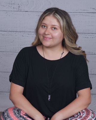 Photo of Tania Flores, Clinical Social Work/Therapist, LCSW