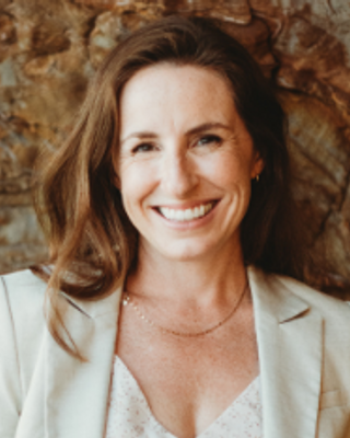 Photo of Jenna Sholl, Cura Integrative Health, Marriage & Family Therapist in Los Gatos, CA