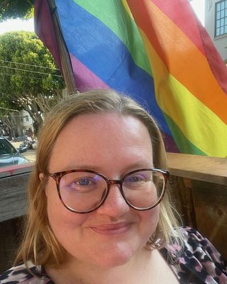 Photo of Sophie Bungey, Counsellor, MA, MBACP