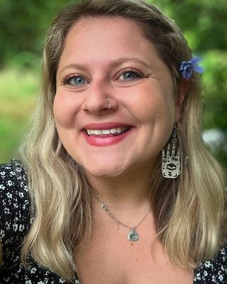 Photo of Sydney Rosenberg, Licensed Clinical Mental Health Counselor, MA, LCMHC, LPC, REAT, NCC