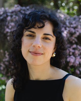 Photo of Sarah Francis, Psychotherapist, MA, PACFA