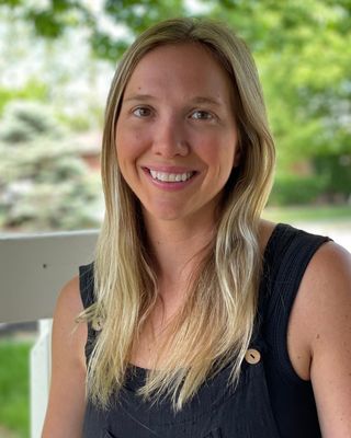 Photo of Claire McElroy, Clinical Social Work/Therapist, LCSW, MSW