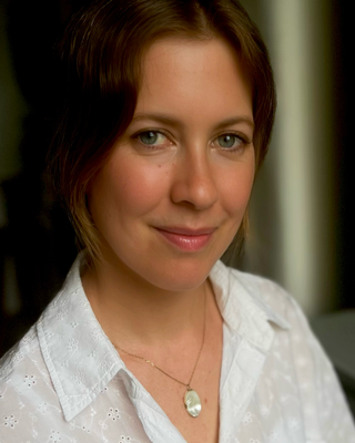 Photo of Dr Jessica Maliphant, Psychotherapist, ACP