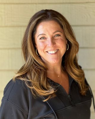 Photo of Theresa Davis, Marriage & Family Therapist, MA, MFT