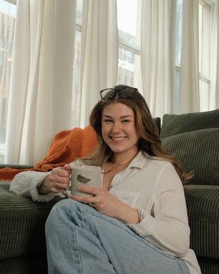 Photo of Monique Cloutier, Clinical Social Work/Therapist, LLMSW