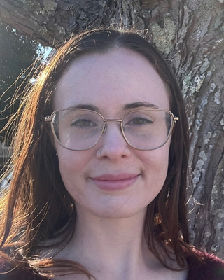 Photo of Emma Feldhake, Clinical Social Work/Therapist, MSW, LSW