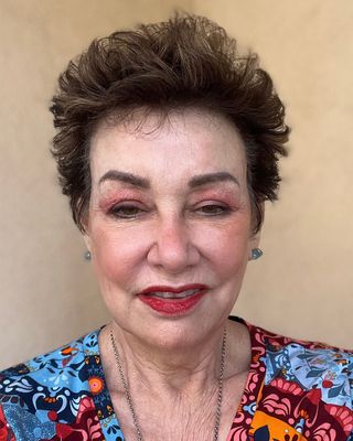 Photo of Lynda G Helfend, Psychologist, PhD