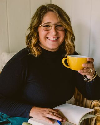 Photo of Stephanie Wise, Marriage & Family Therapist, MSCP, LMFT