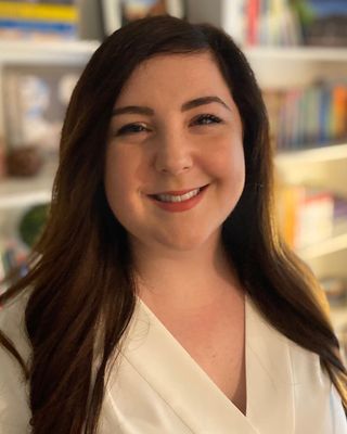 Photo of Cassandra Pentzien, Psychologist, PhD