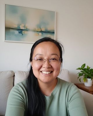 Photo of Karen Yuen, Counsellor, MBACP