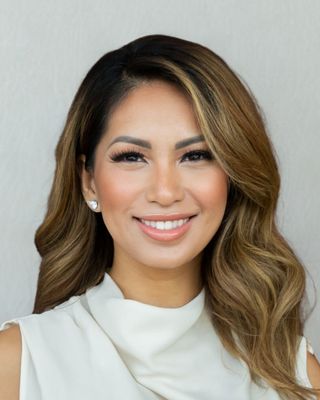 Photo of Leya Navarro Solis, Marriage & Family Therapist, MA, LMFT