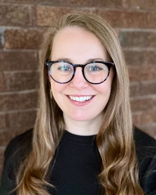 Photo of Chelly Calandra, Clinical Social Work/Therapist, LCSW