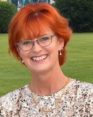 Photo of Kim Bulluss, Counsellor, NZAC - Provisional