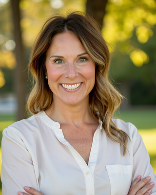 Photo of Lindsey Vetter, Licensed Professional Clinical Counselor, LPCC