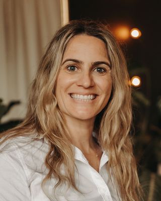 Photo of Laura Lodi, Clinical Social Work/Therapist, LICSW
