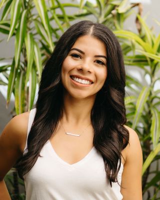 Photo of Jascylette Aviles, Marriage & Family Therapist Associate, MA, AMFT